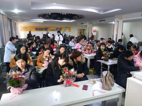 【孕妇课堂】精彩回顾之孕妈DIY插花温情瞬间(图11) 【孕妇课堂】精彩回顾之孕妈DIY插花温情瞬间(图11)