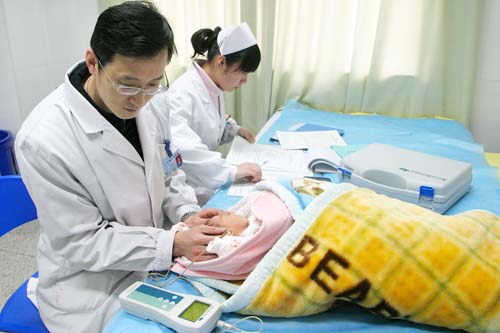 聊城博爱妇女儿童医院开展免费听力筛查(图1)