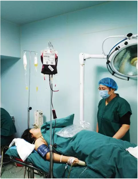 孕妇重度胎盘早剥，博爱妇产科保住子宫(图1)